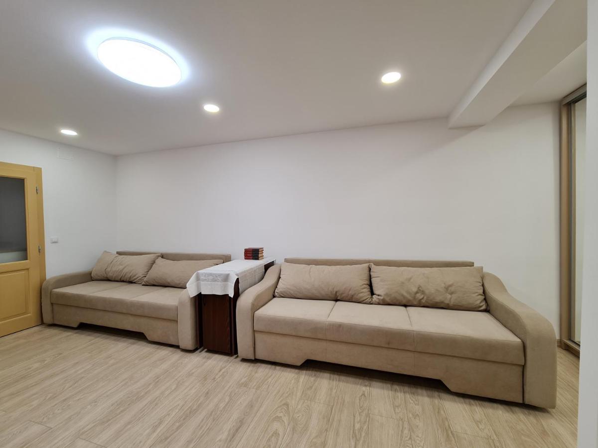 Luxury Panoramic Apartment Oradea Exterior photo