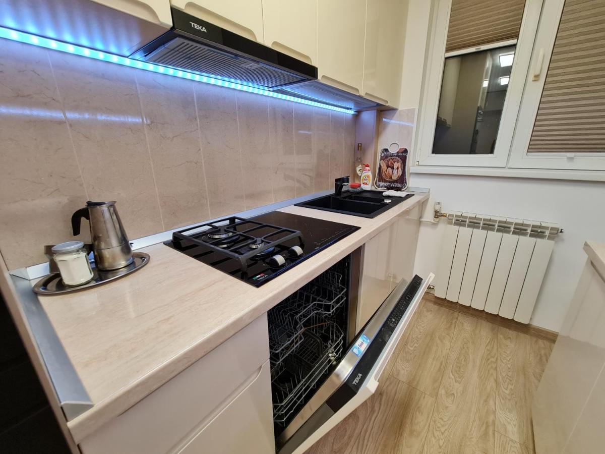 Luxury Panoramic Apartment Oradea Exterior photo