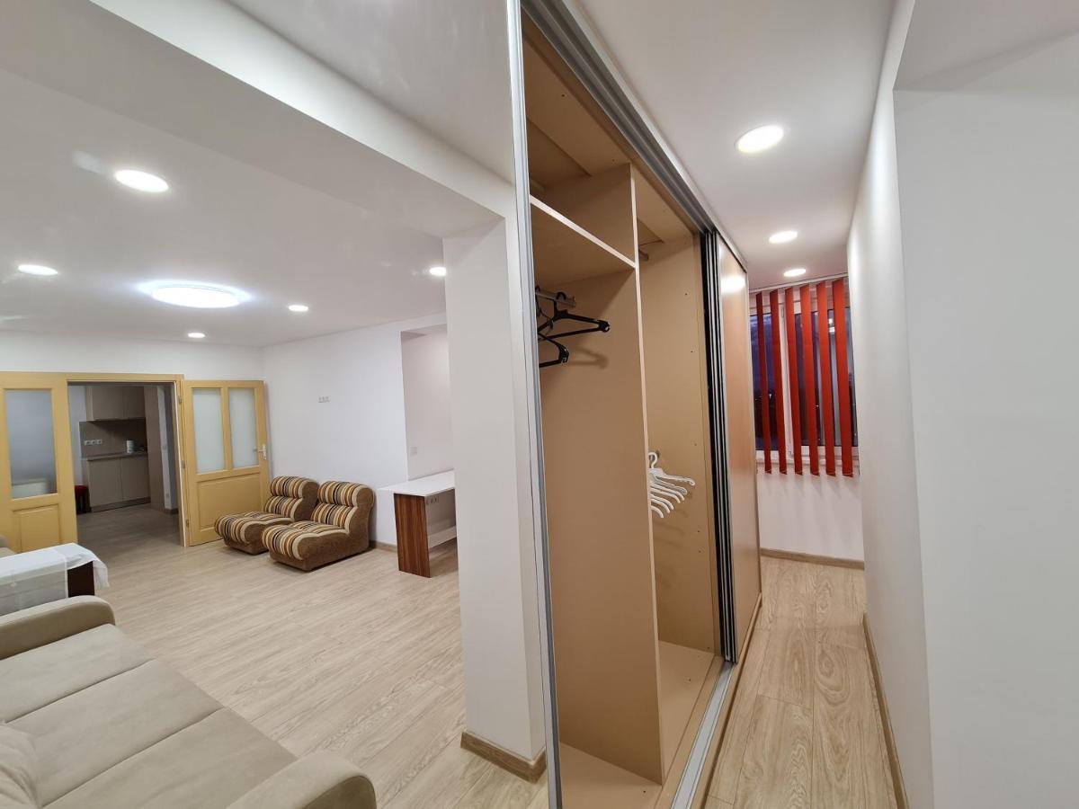 Luxury Panoramic Apartment Oradea Exterior photo